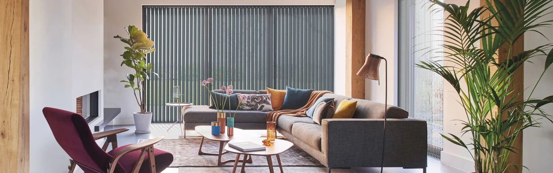 1352-product_raamdeco_vert-jaloezien-header.webp 1352-product_raamdeco_vert-jaloezien-header.webp