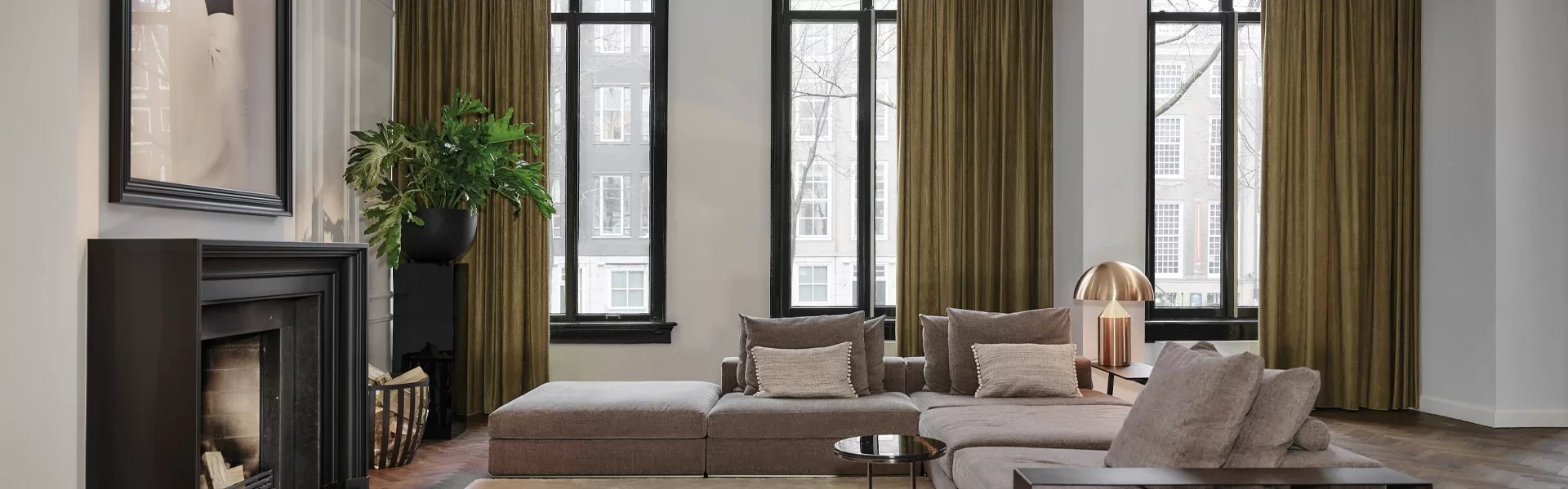 1354-product_gordijnen-header.webp 1354-product_gordijnen-header.webp