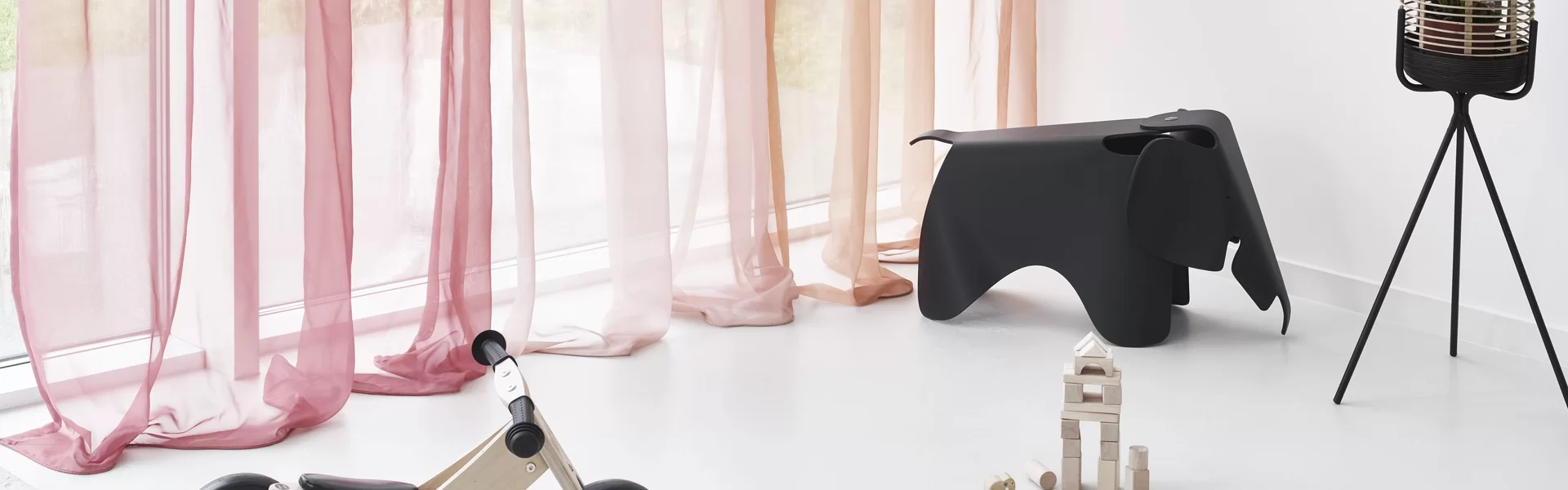 1357-product_gordijnen_vitrages-header.webp 1357-product_gordijnen_vitrages-header.webp